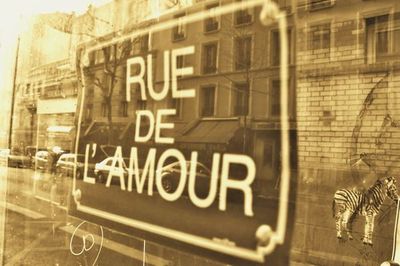 Rue de l'amour9398_NpAdvHover